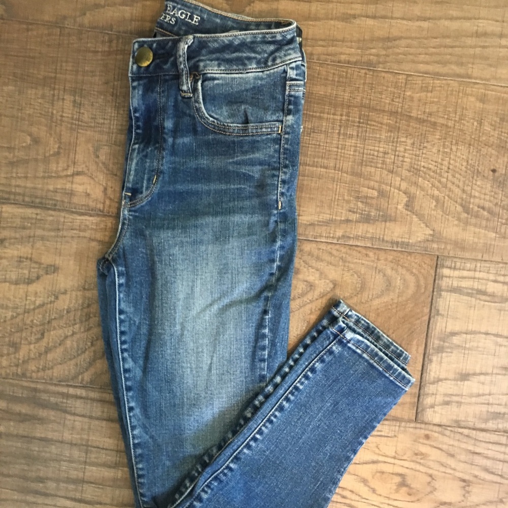 AEO stretchy skinny jeans